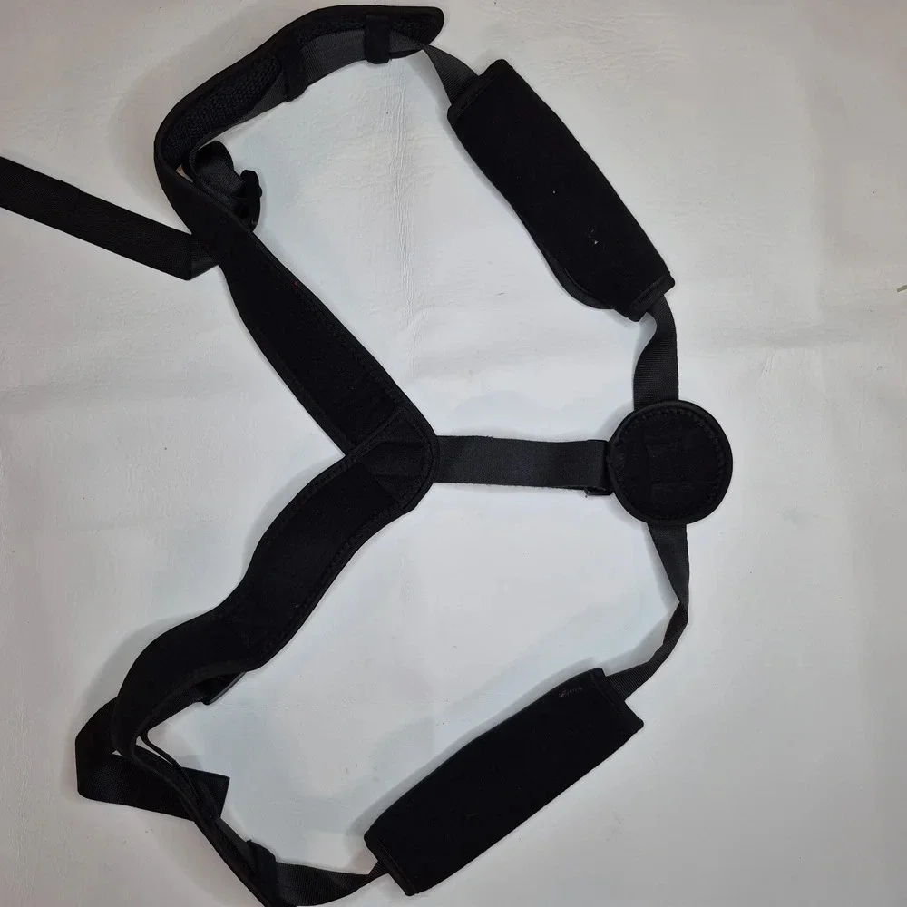 Black VR Shoulder Harness